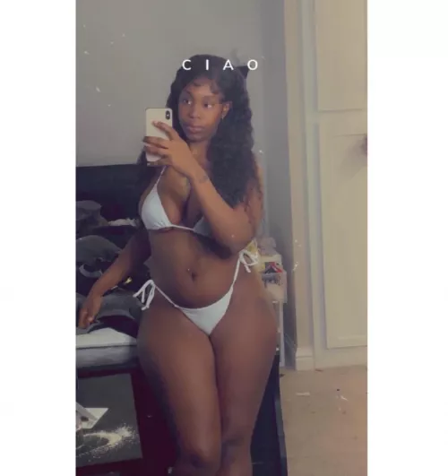 Better than your gf 💦😉