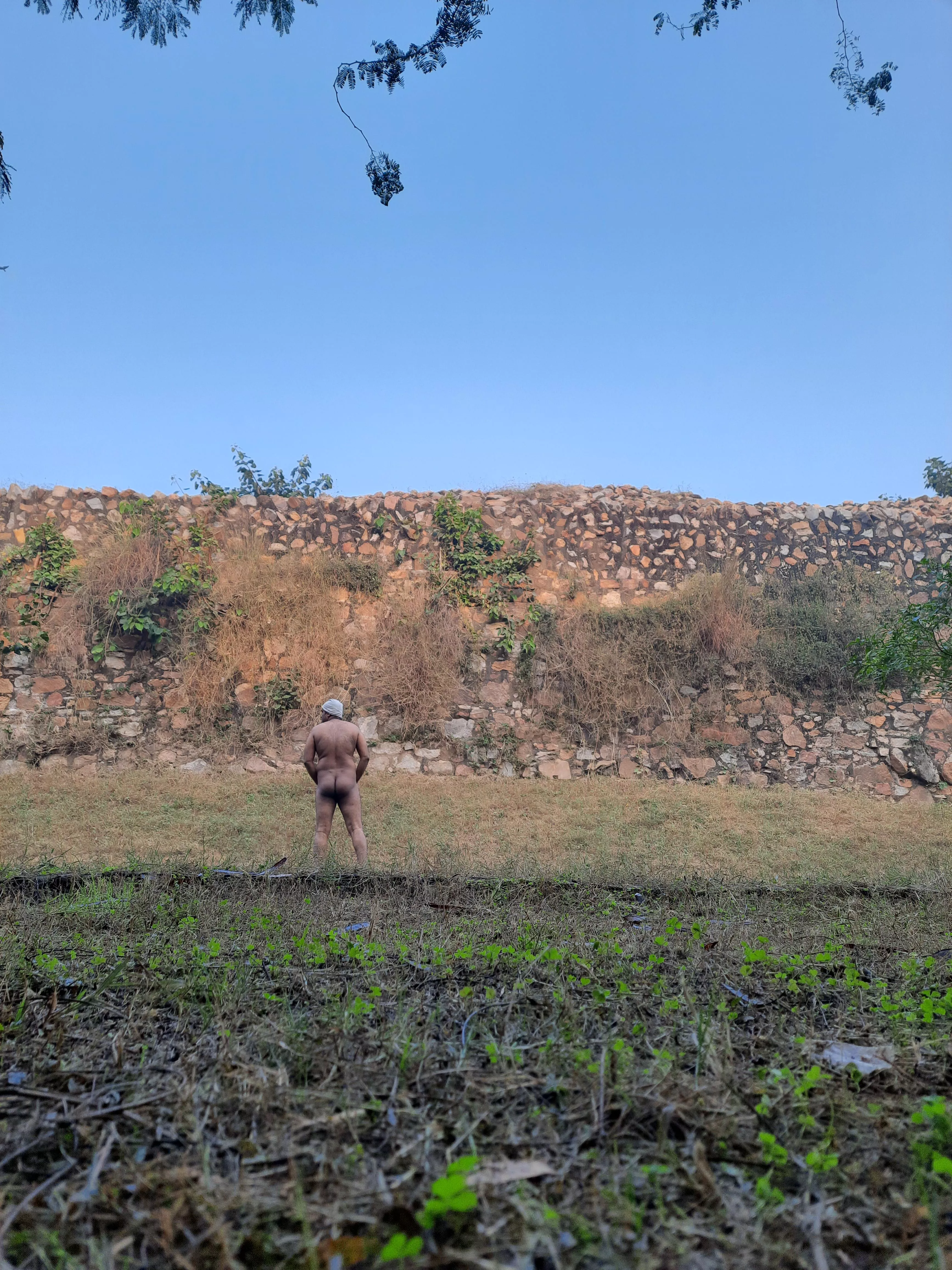 Beyond the fort walls Beyond the fort walls