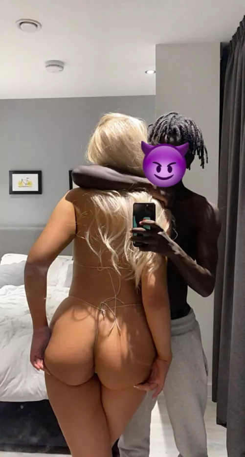 B/G content on my onlyfans. Subscribe now. Link in comments๐