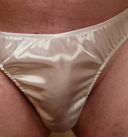 Bi cuck waiting for the wife's lover to arrive. Starting to get excited 😊