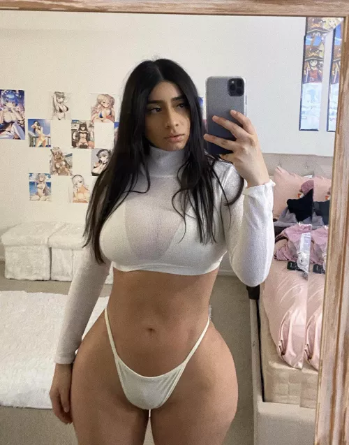 Bi for Violet Myers. Let’s trade her