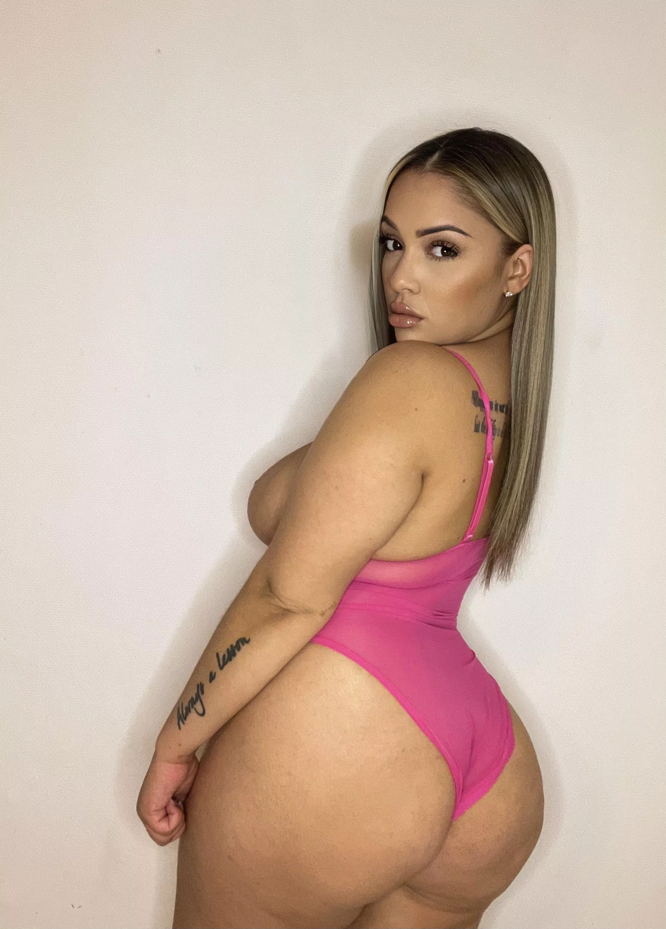 Big boobs and a big ass is always a good combo right? Big boobs and a big ass is always a good combo right?