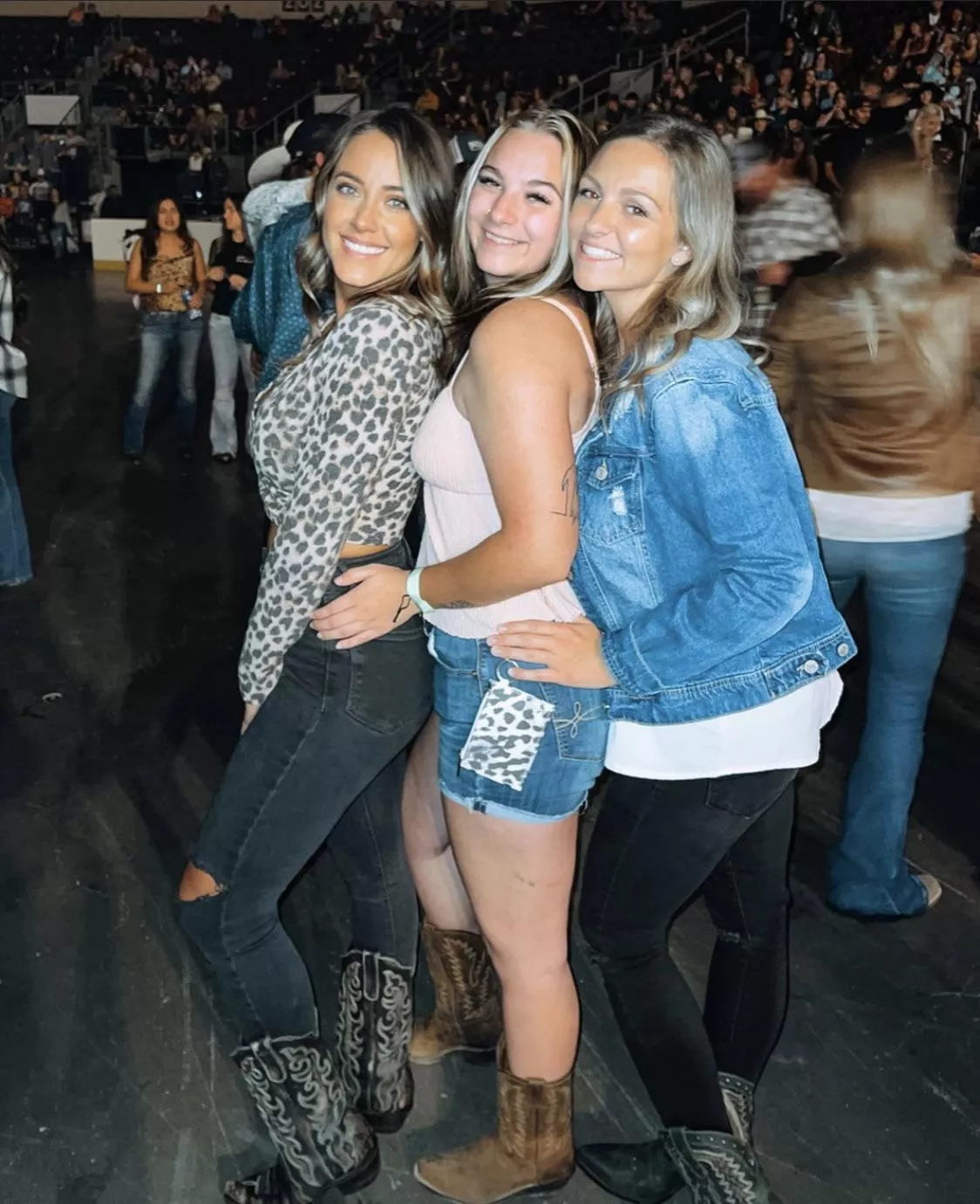 Big booty girls in boots