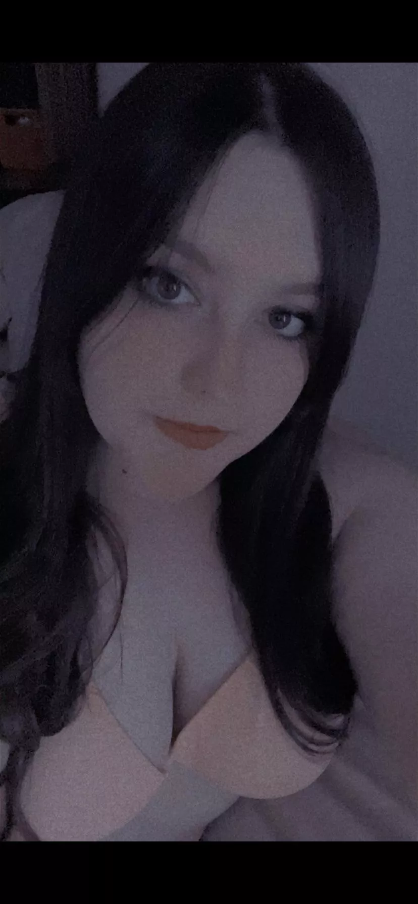 Big brown eyes the ones you can't deeenyy ☺️