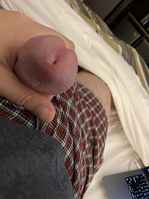 Big drops forming means I'm about to have a stream coming