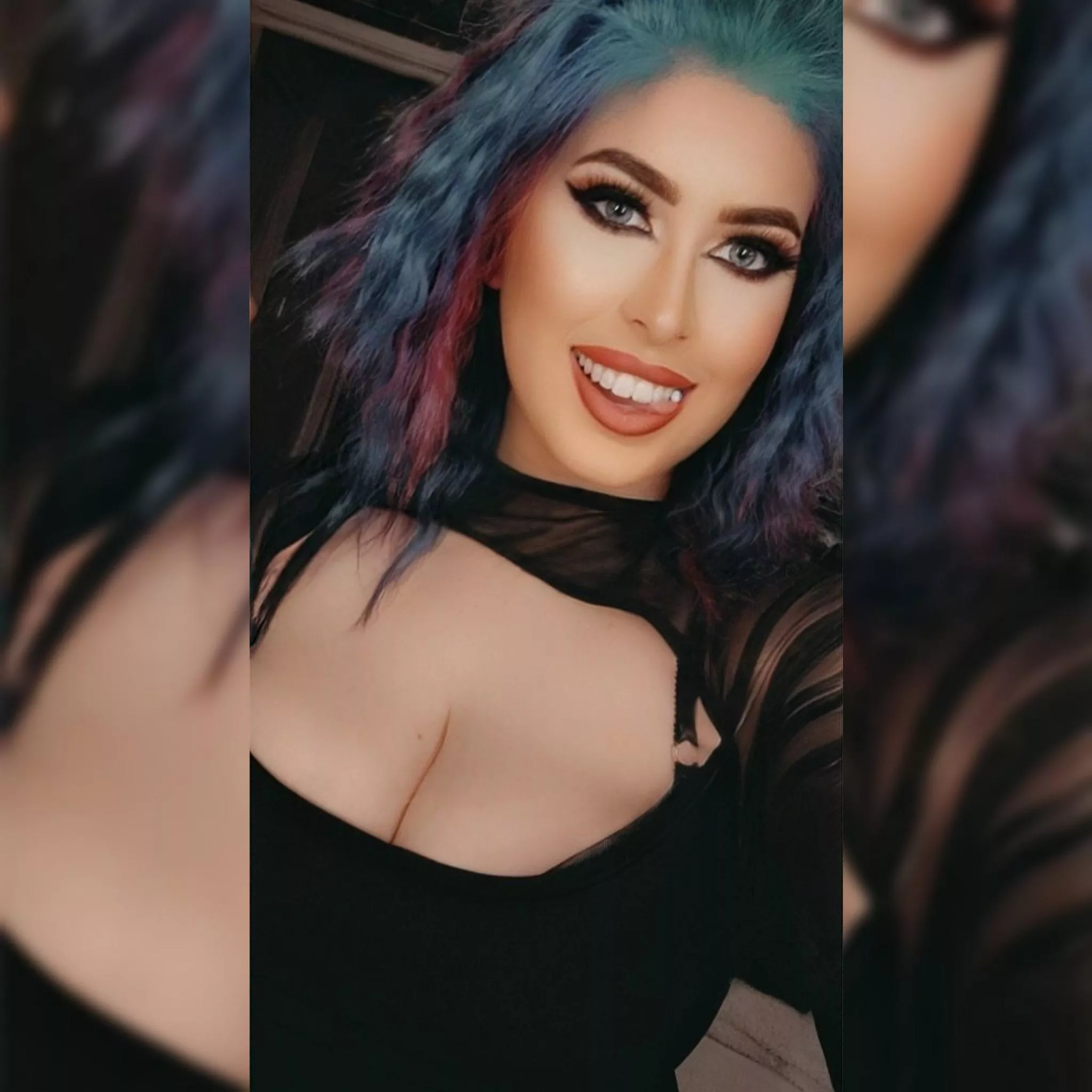 Big eyes, big smile & big ermmm.......hehe