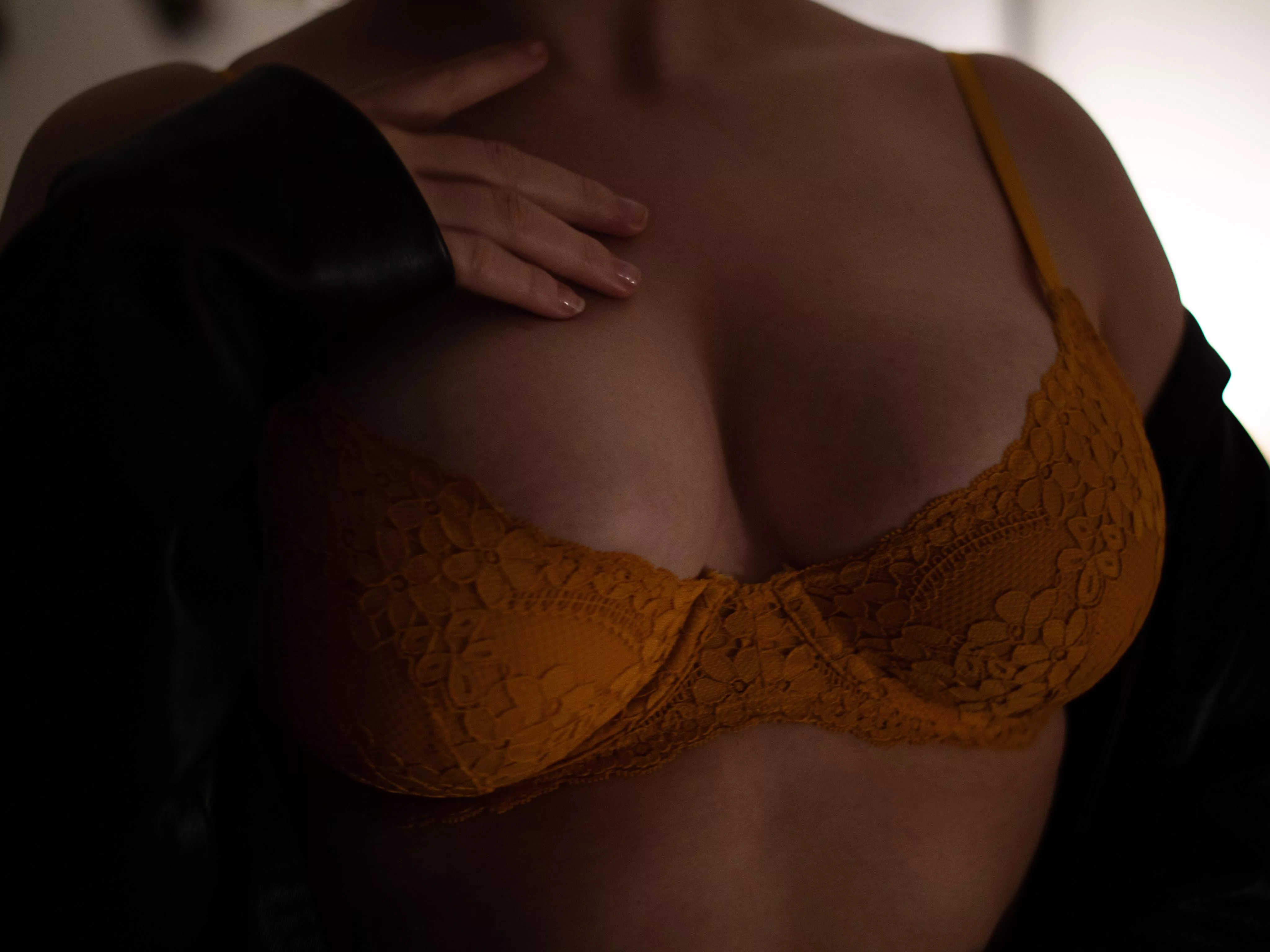 Big hearted girl with tits to match 💕