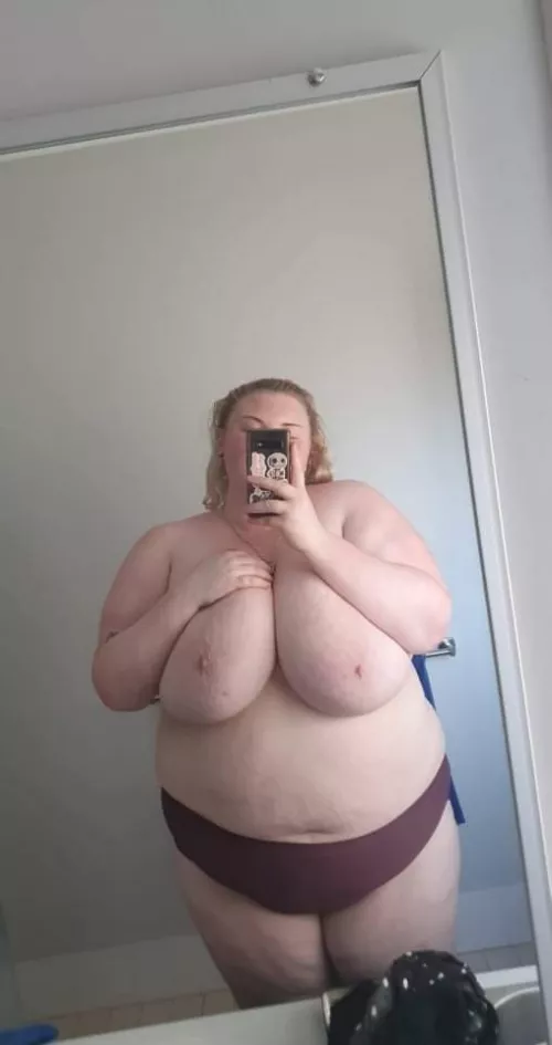 Big titty gal