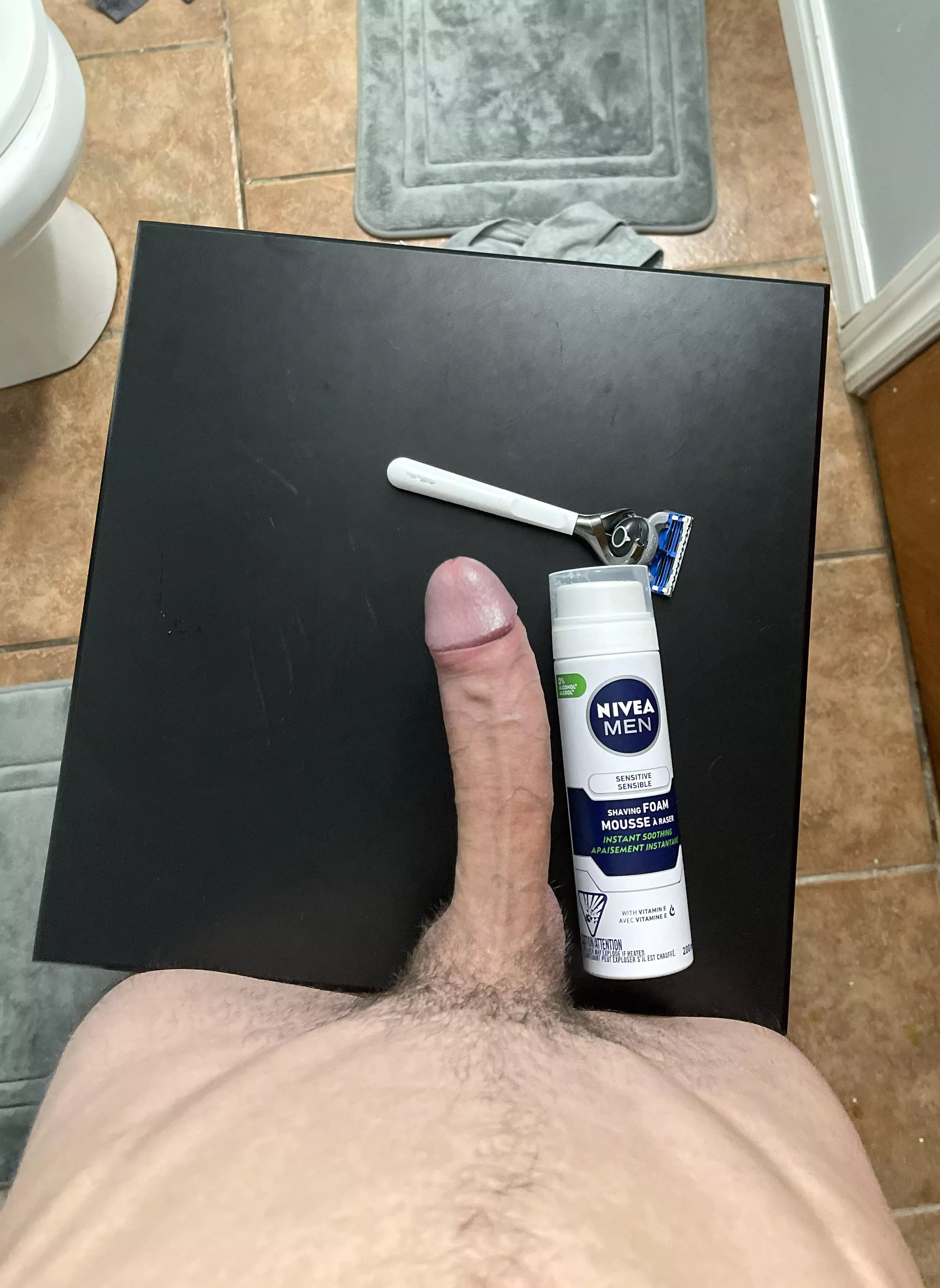 Bigger than the shaving cream🪒💈