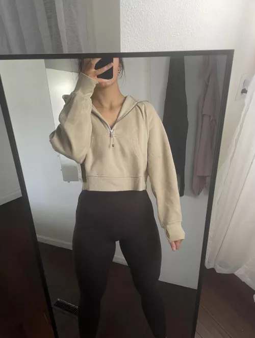 Black guys love thick thighs, right?