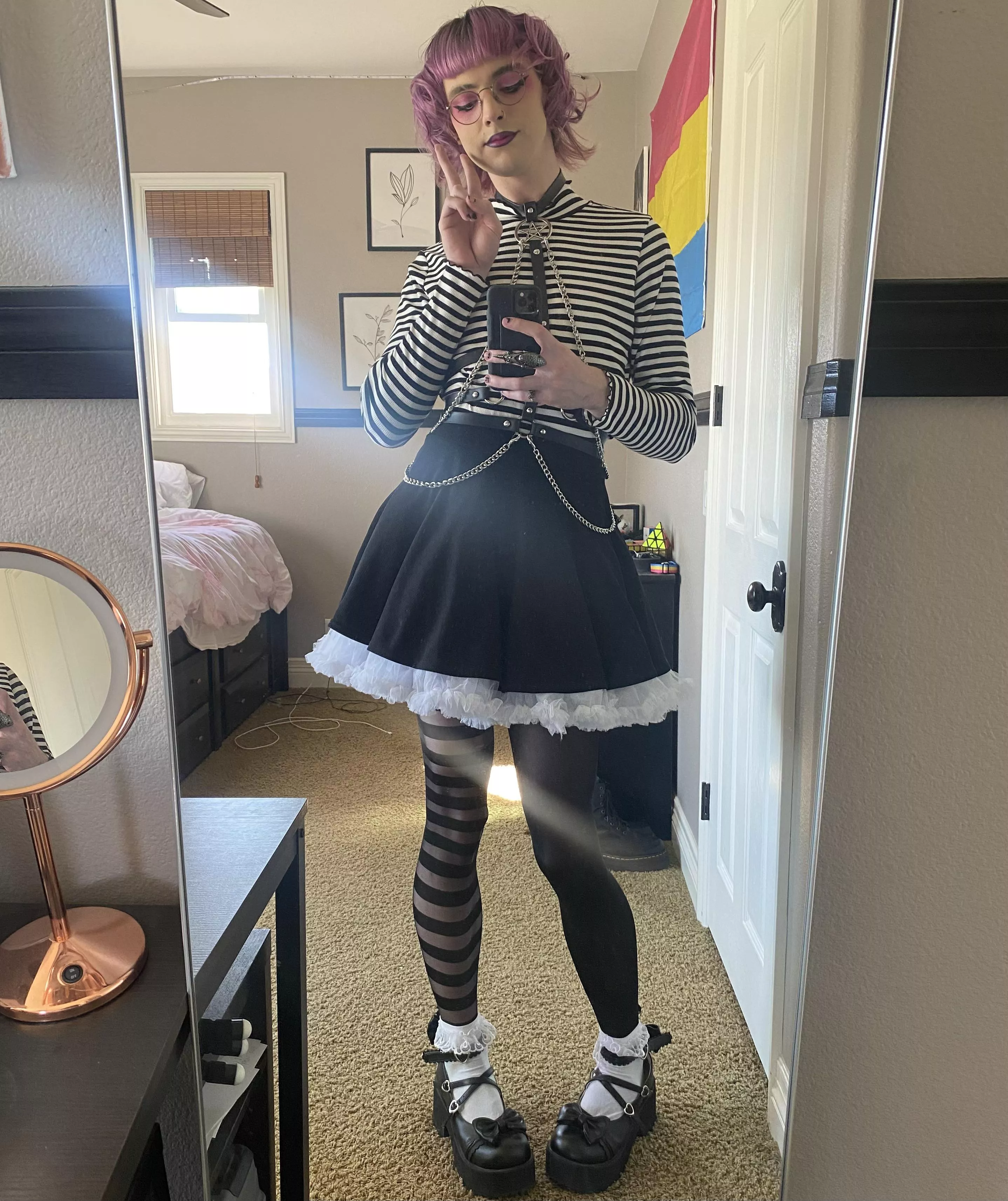 Black & white look for today 🖤🤍