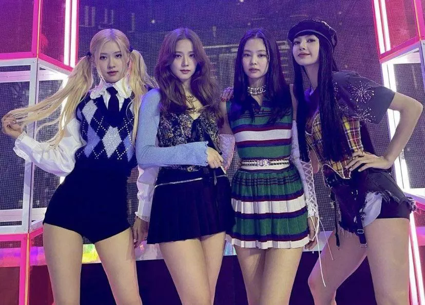 Blackpink has me so horny right now! Please drain me to any of their members!