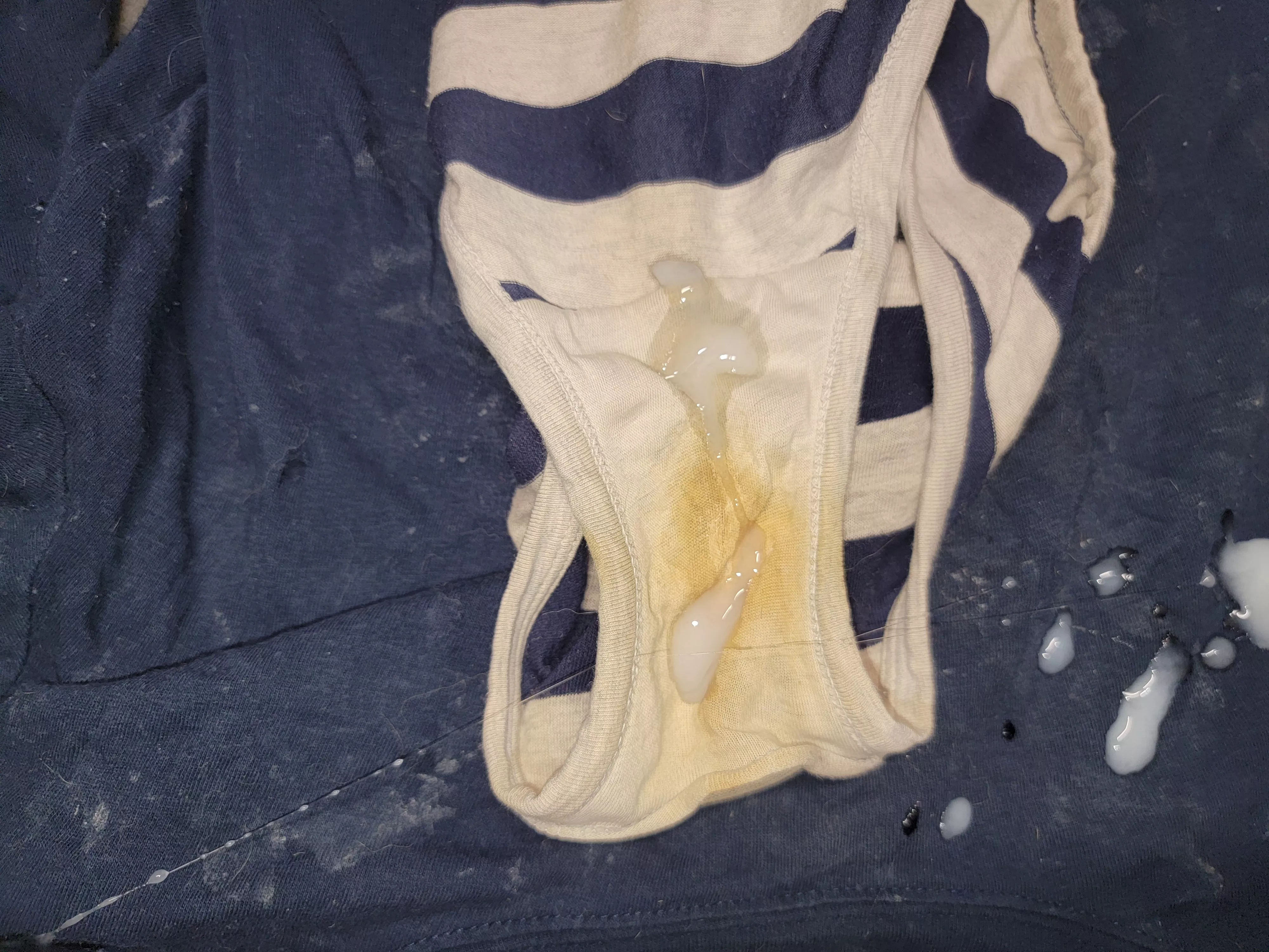 Blasted her three day wear panties