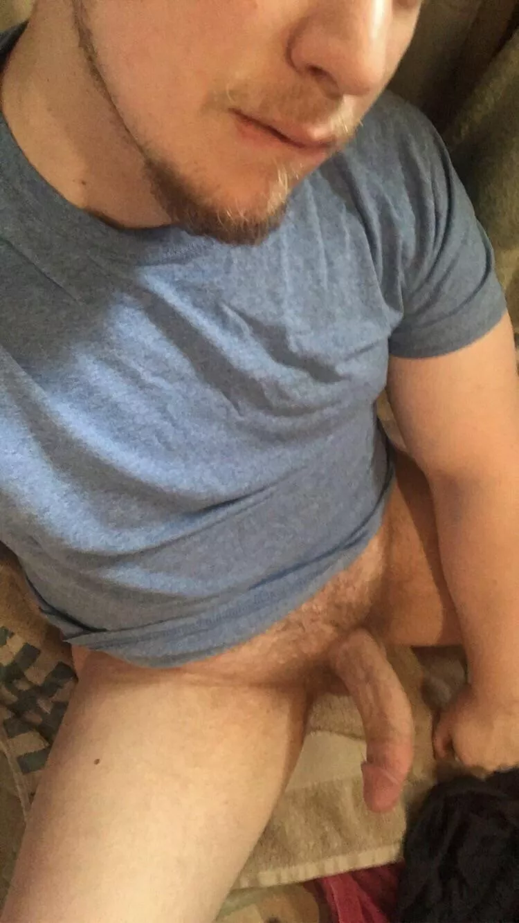 Blond beard and curved cock. Can’t go wrong here 🌊 Blond beard and curved cock. Can’t go wrong here 🌊
