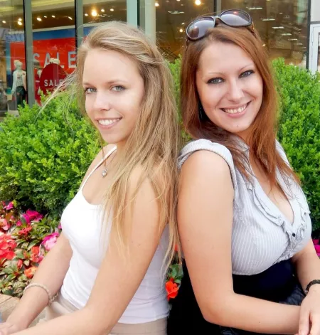 blonde or ginger? what would you do to her? 😉