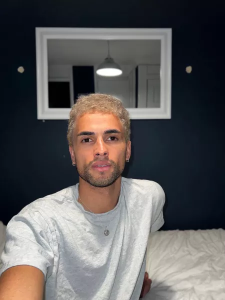Blondes have more fun?? We shall see š