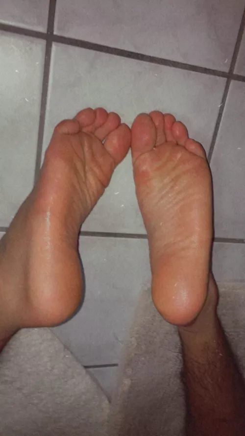 Blow ur seed on my soft soles