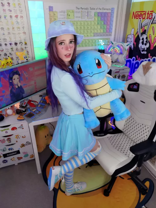 blue and white thigh highs 😊💎