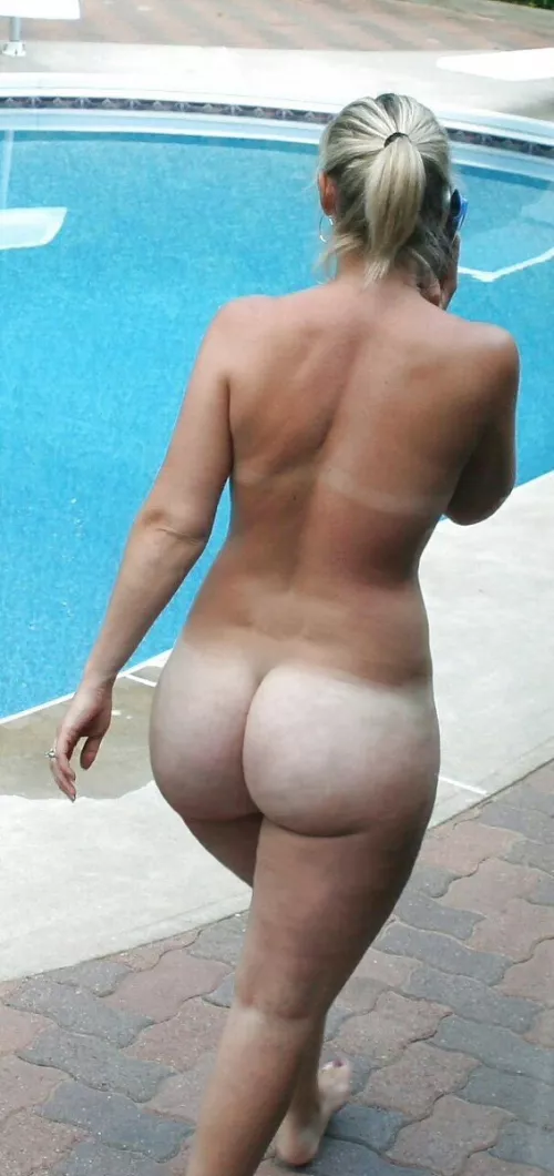 Booty ๐ (f)