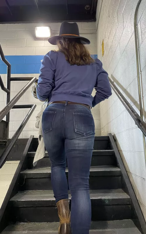 Booty Friday!!