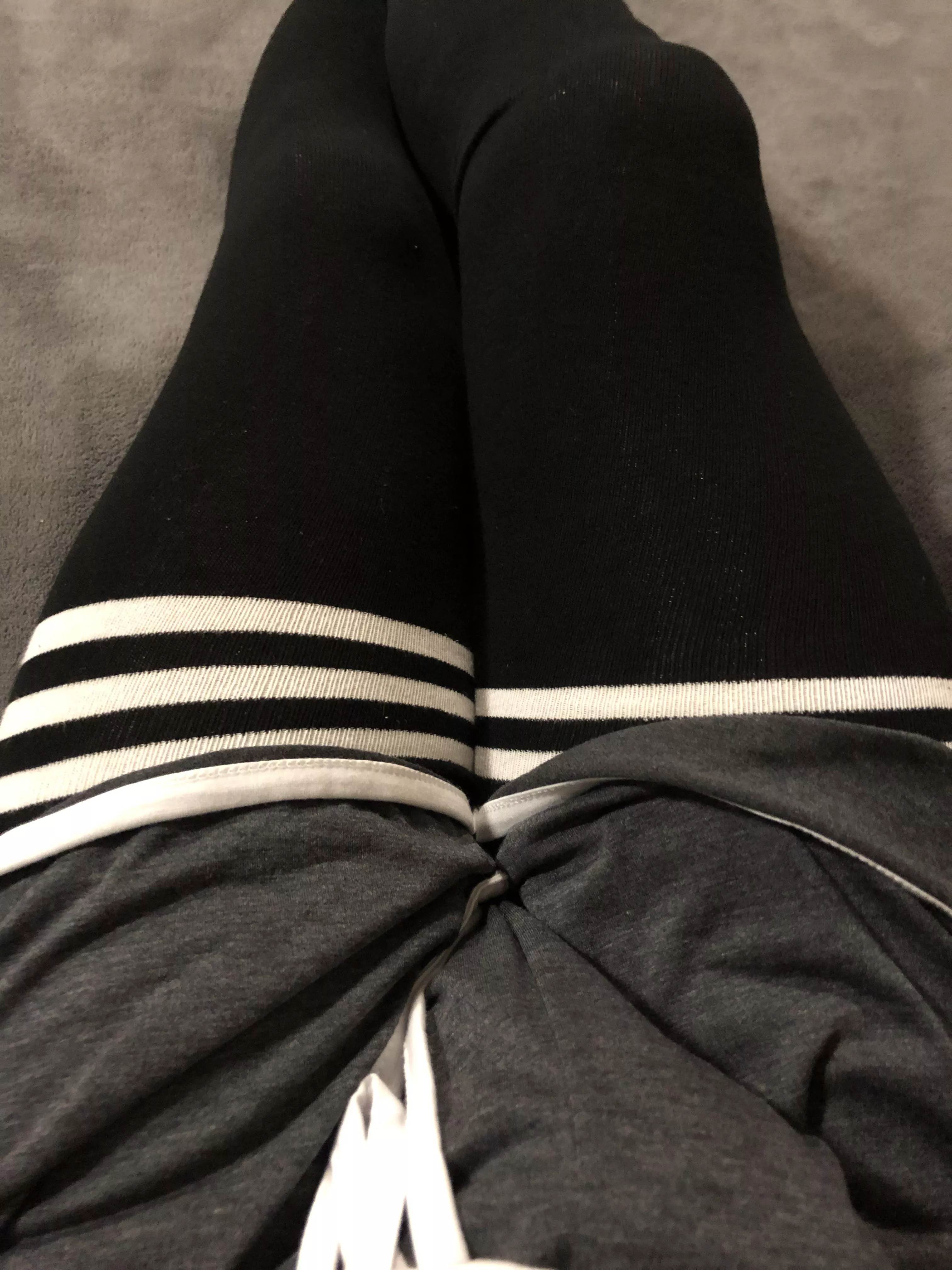 Booty Shorts + Thigh Highs = Peak Comfort ☺️