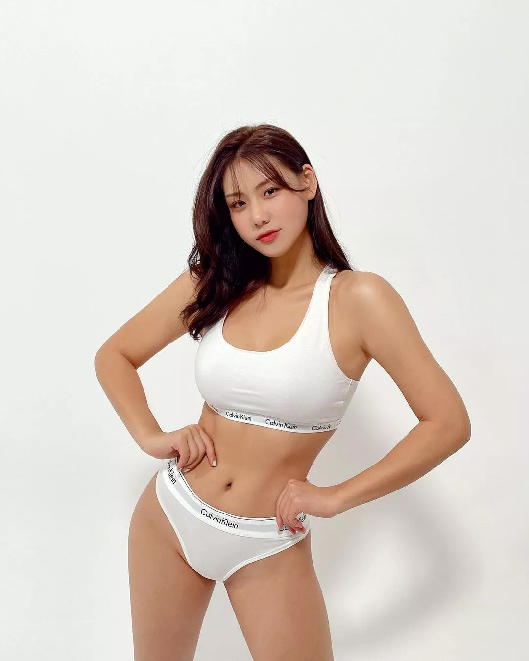 @boram__jj is so hot