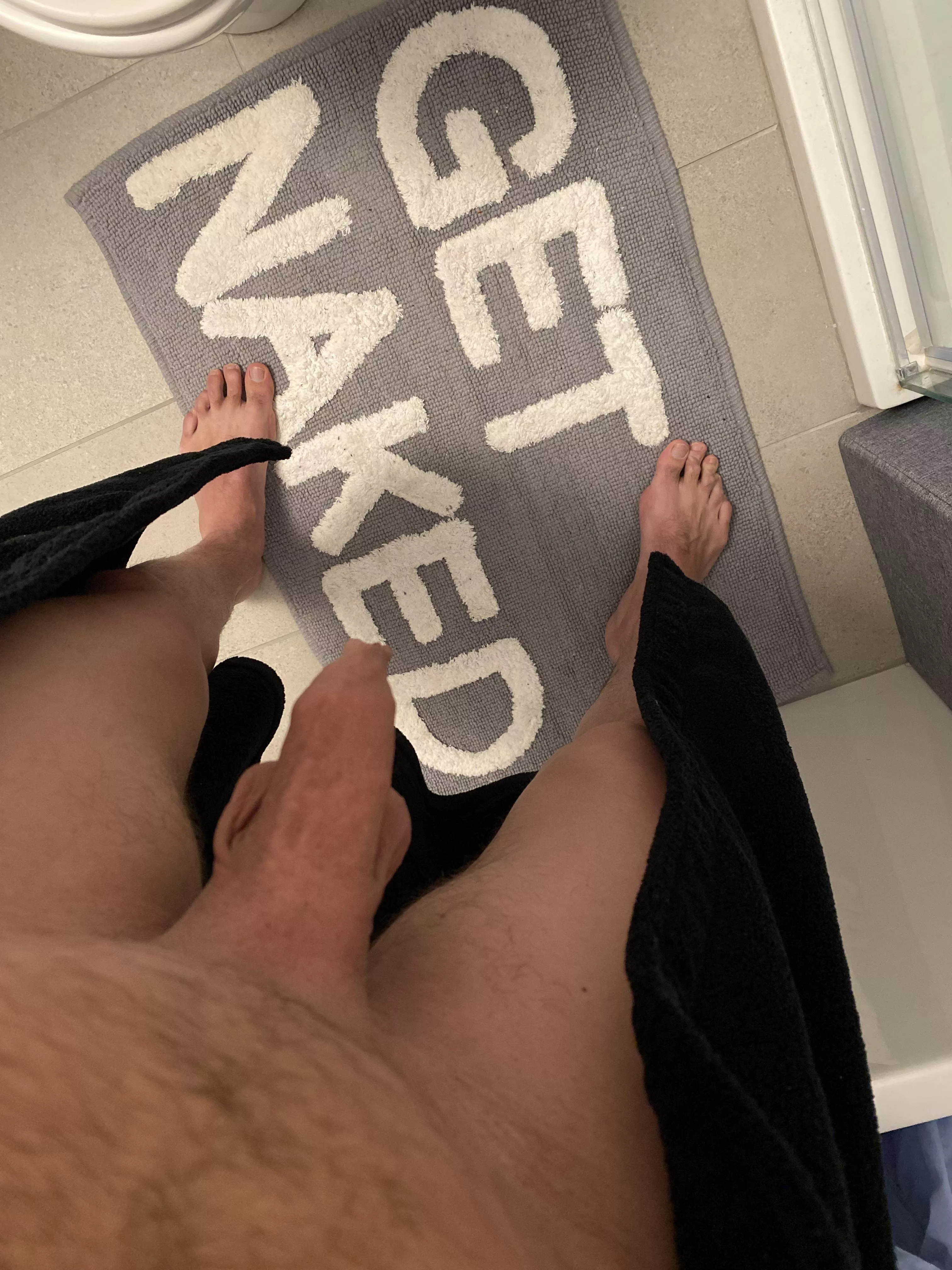 bored and horny… any partner for mutual fun time and make me hard?