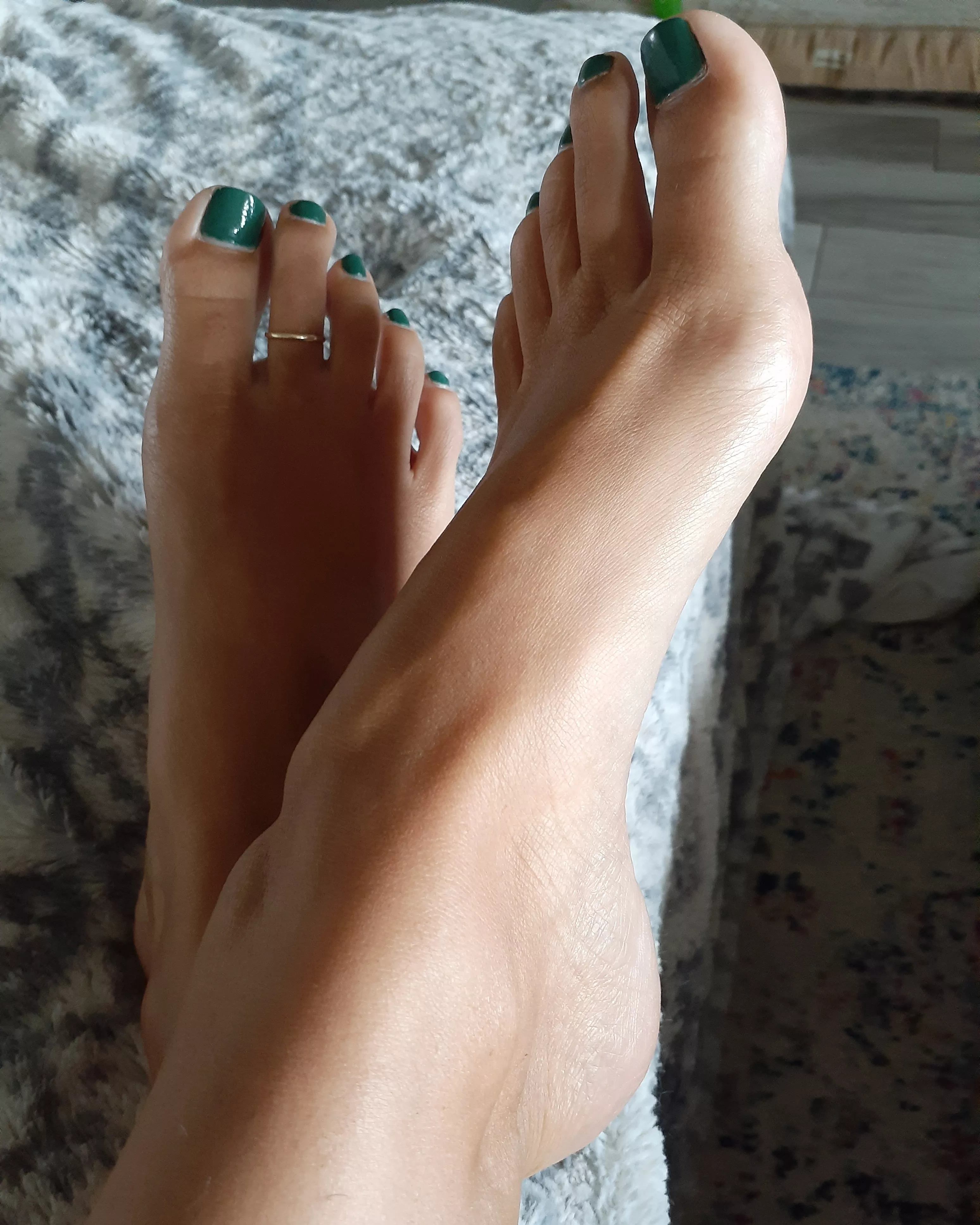 Bored, lonely and in need of a massage Bored, lonely and in need of a massage