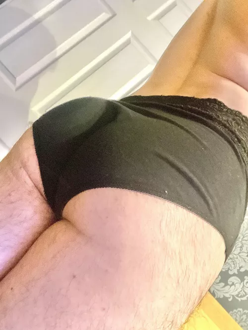 Borrowed but thinking about keeping them 🙈