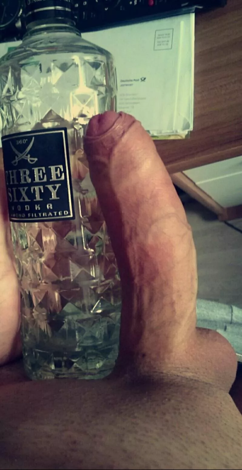 Bottle or dick ?🤔