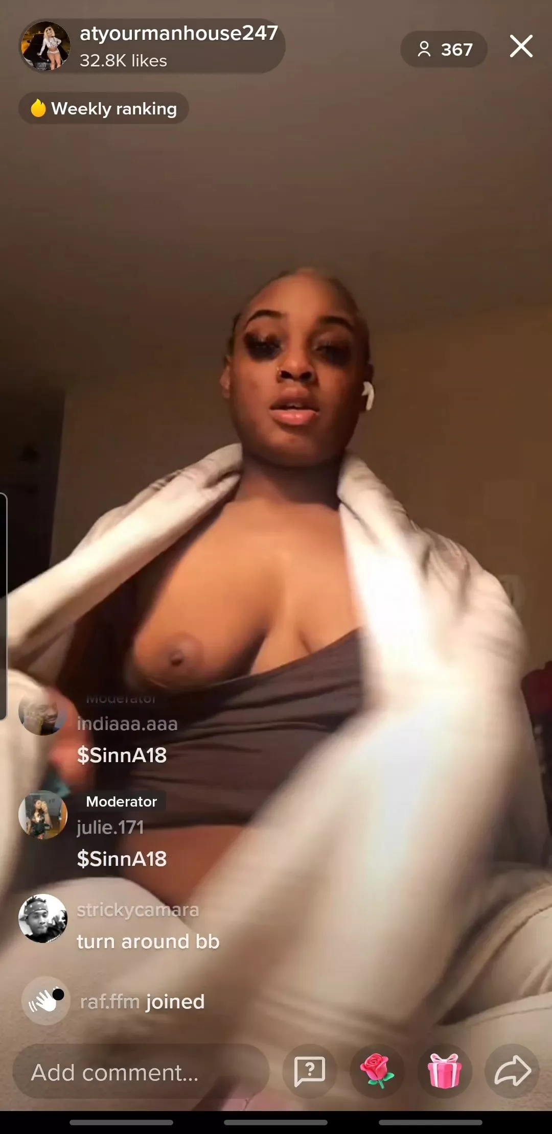 Bro she flashin, name in pic