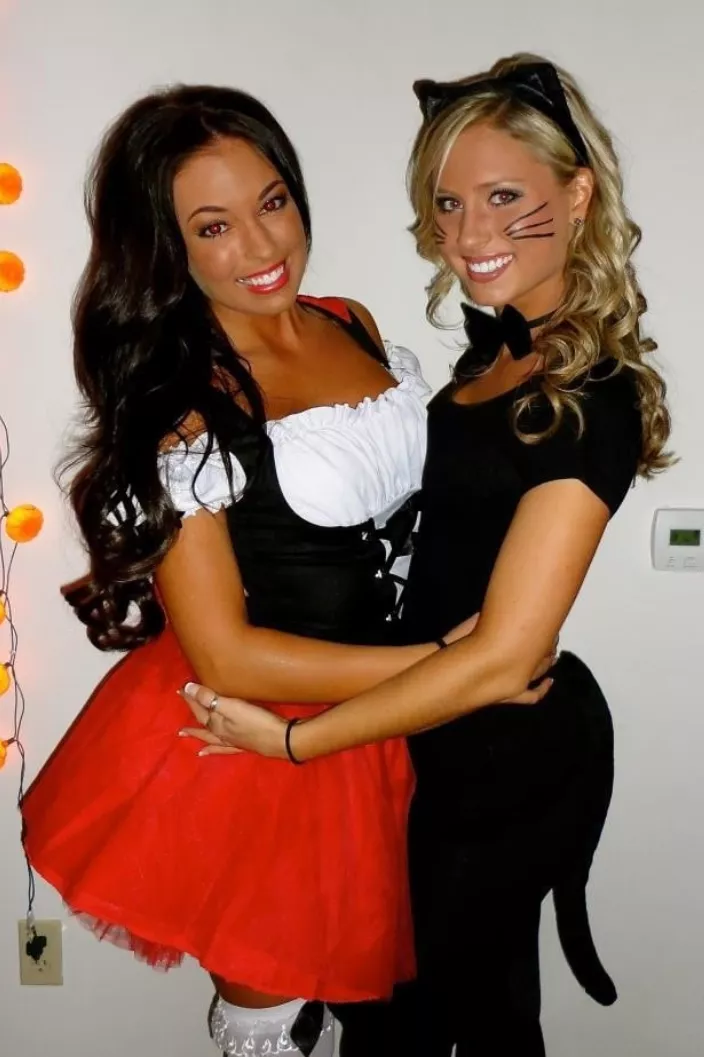 Brunette or blonde Brunette or blonde