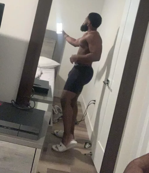 Bulge in the front and back 😈