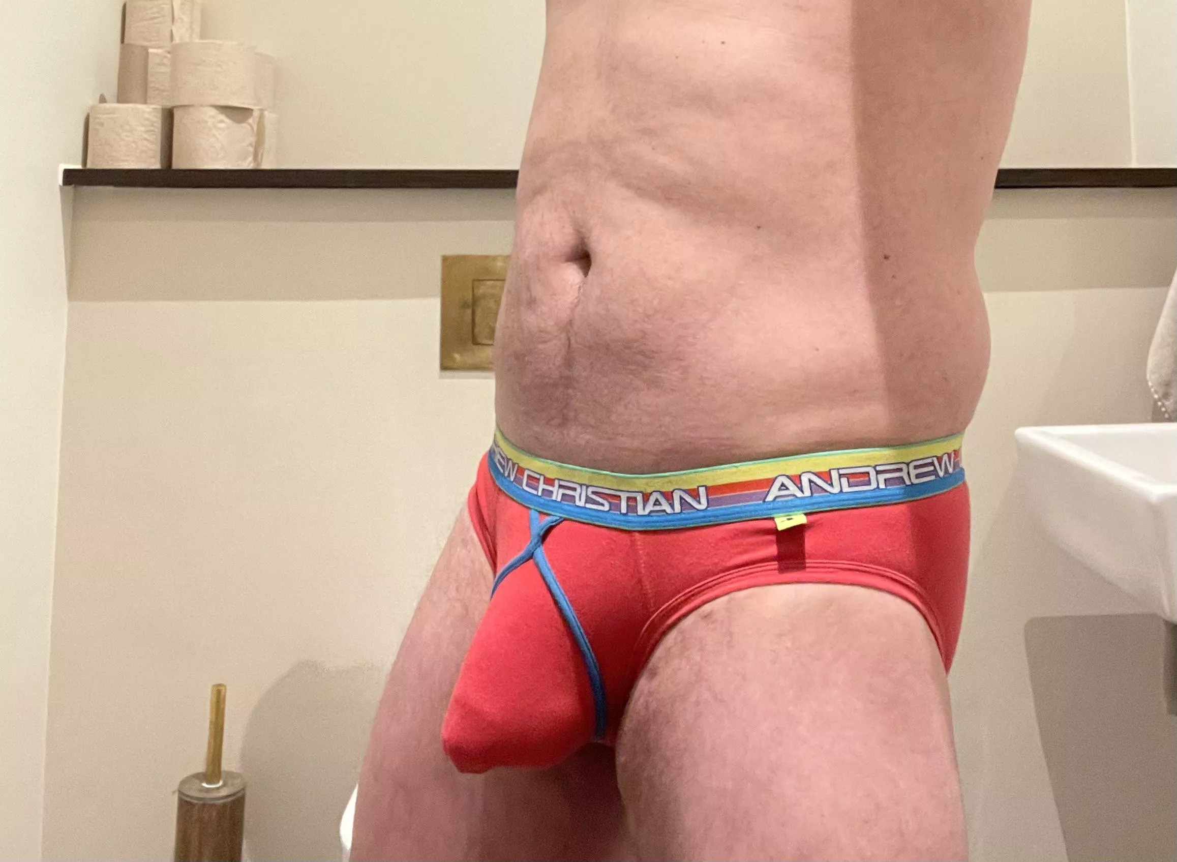 Bulging into the weekend like … Bulging into the weekend like …