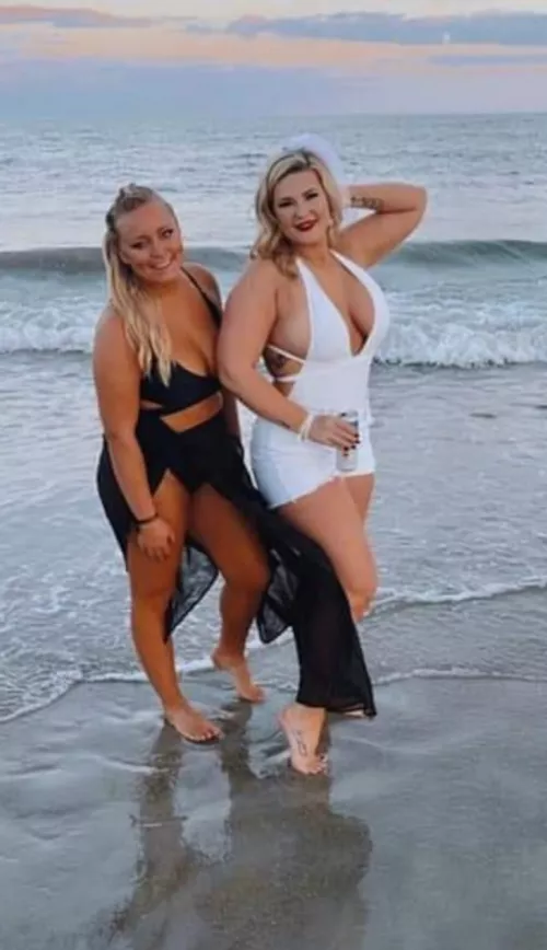 Busty beauties