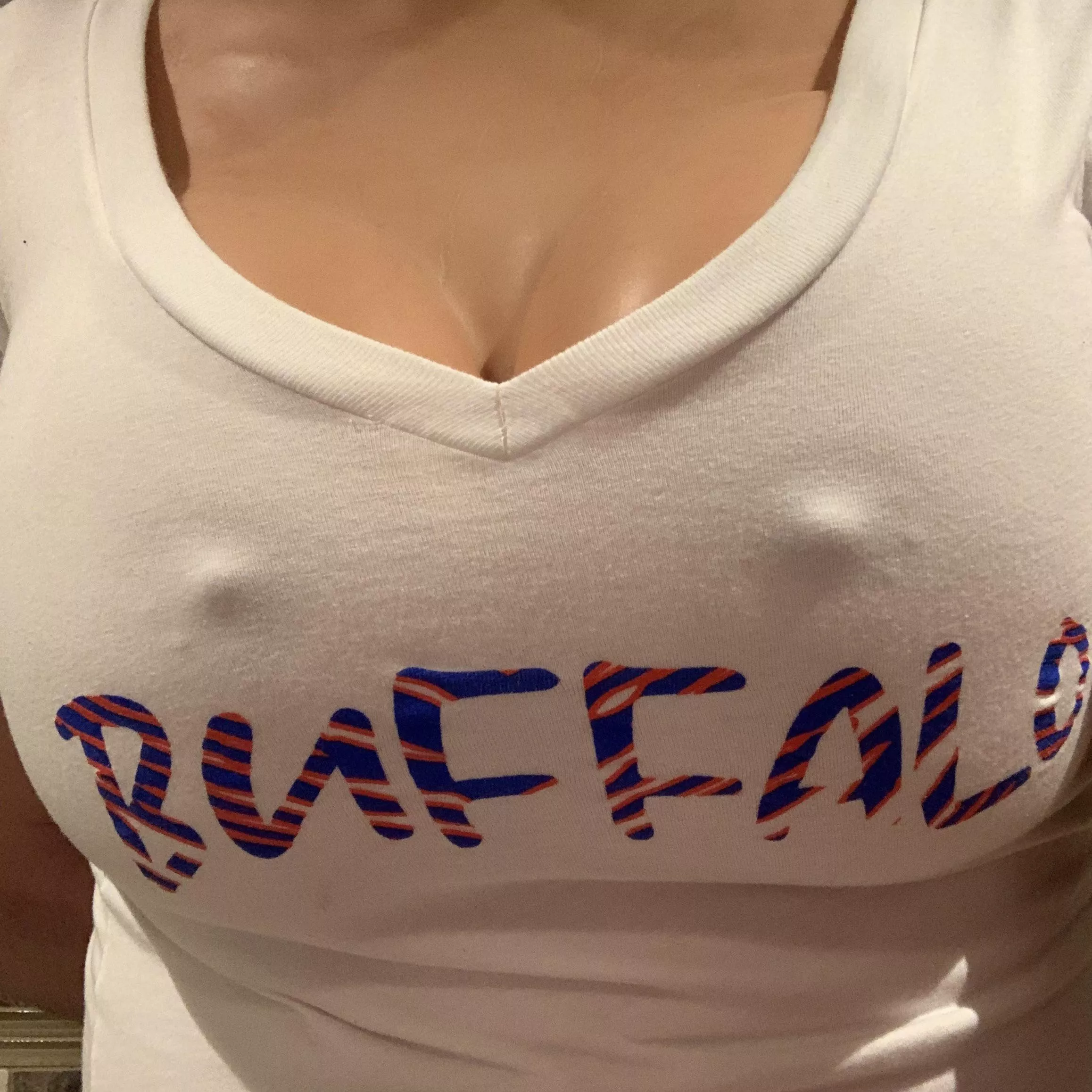 Busty Buffalo Bills fan