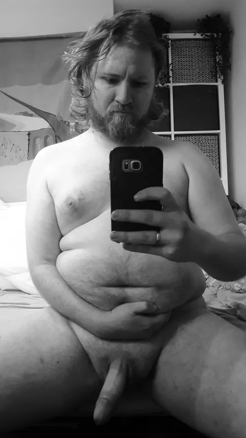 B&W, because everyone loves an artsy nude occasionally!