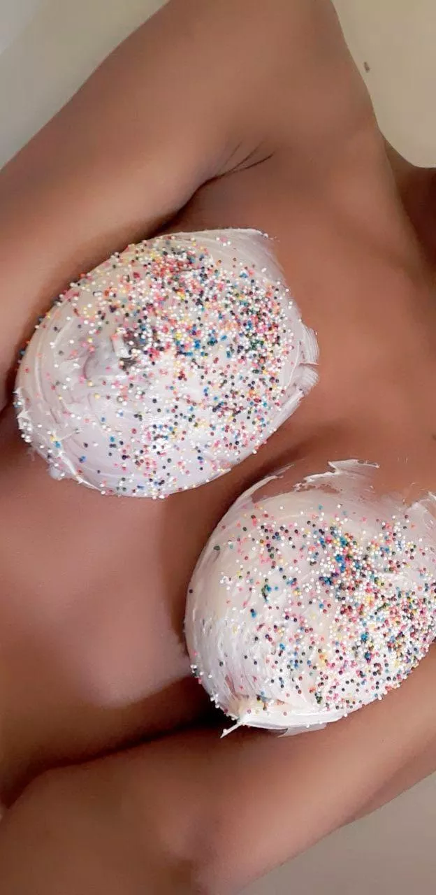 Cake anyone 🥵👅💦