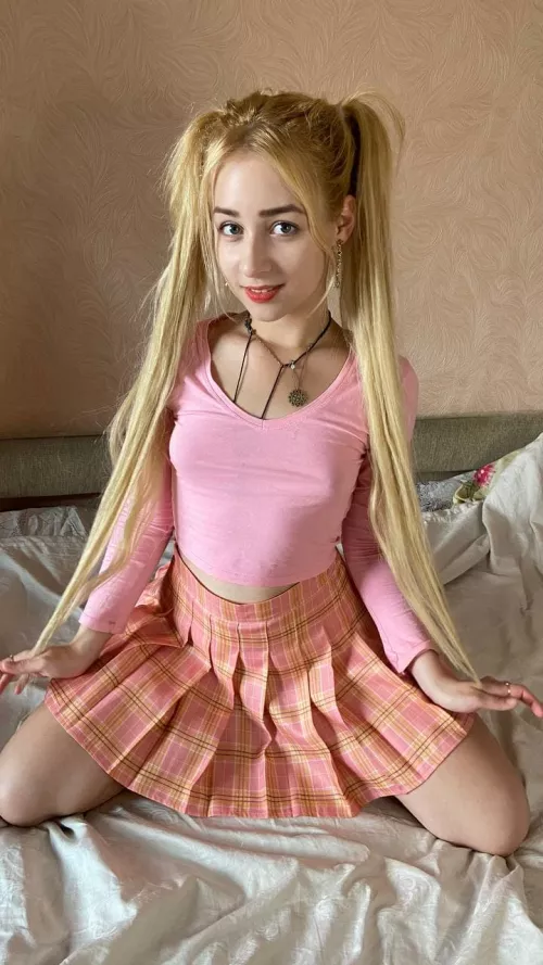 Call me on SnapChat and let me show you how I fuck the shit out of my Tight Pussy 😱💦 Message me on my FREE VIP ONLYFANS, link in comments 👇