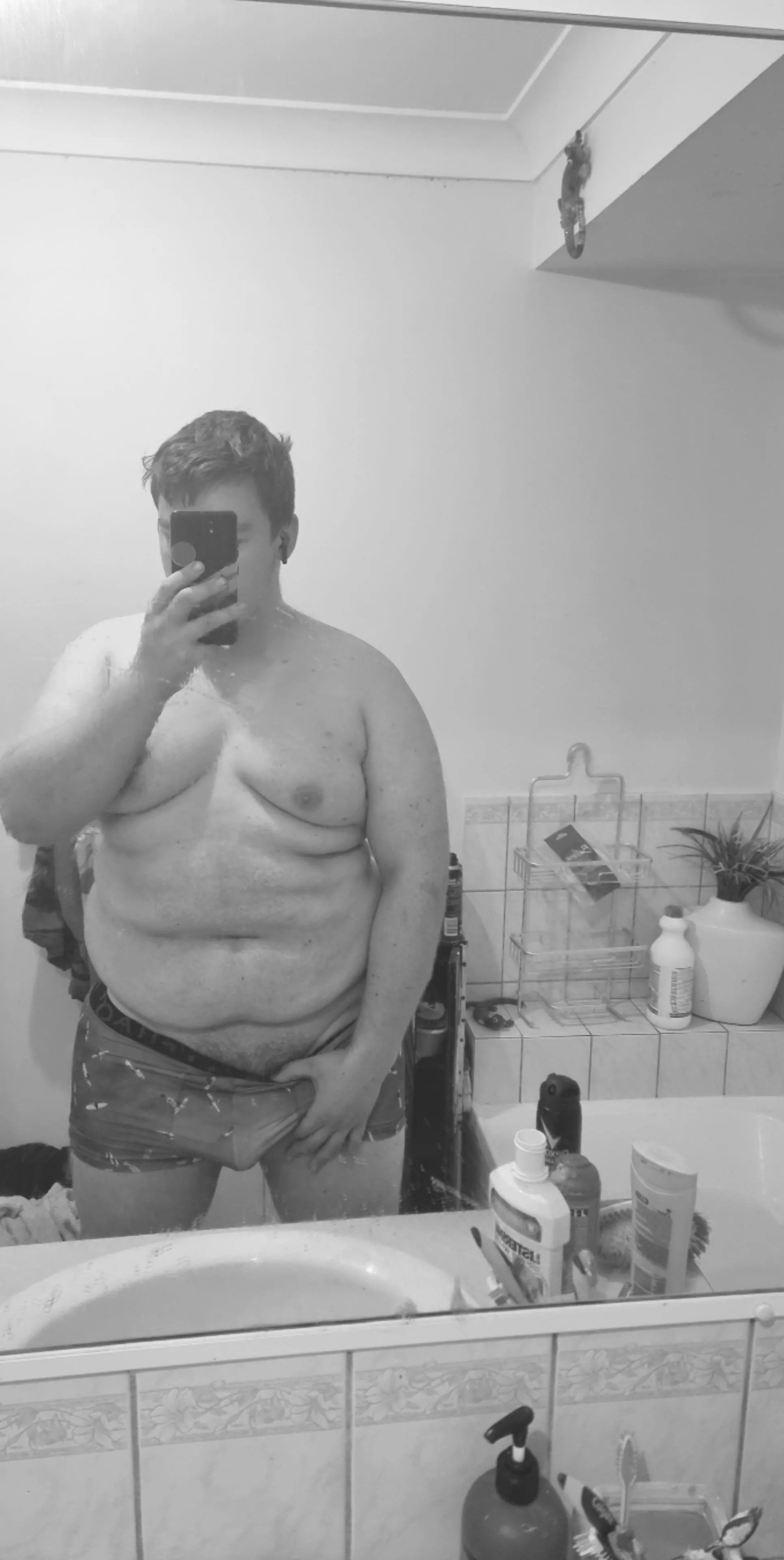 Can a chubby guy like me be a tease aswell? 😋😏 Can a chubby guy like me be a tease aswell? 😋😏