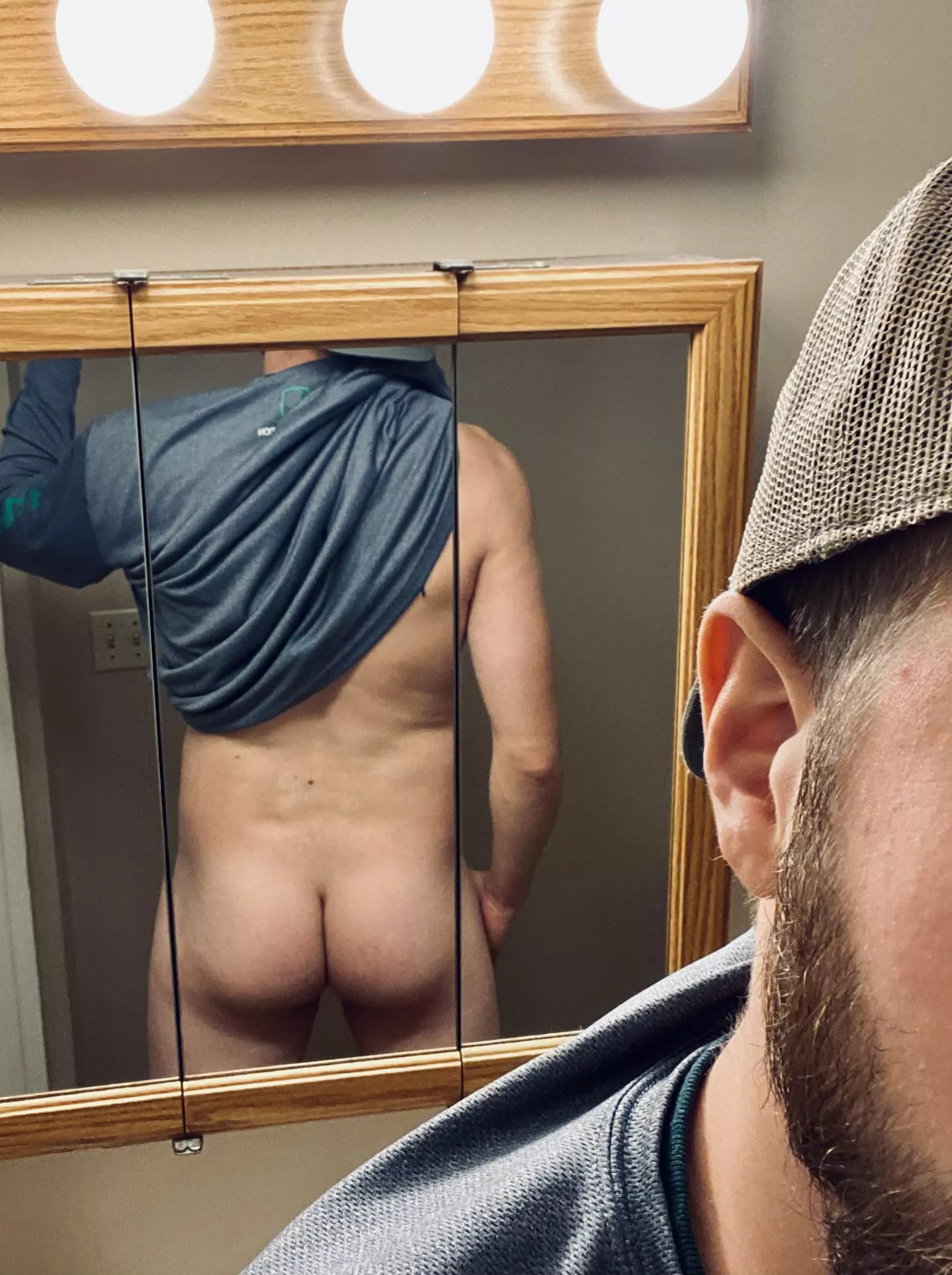 Can a straight man be proud of his ass too?