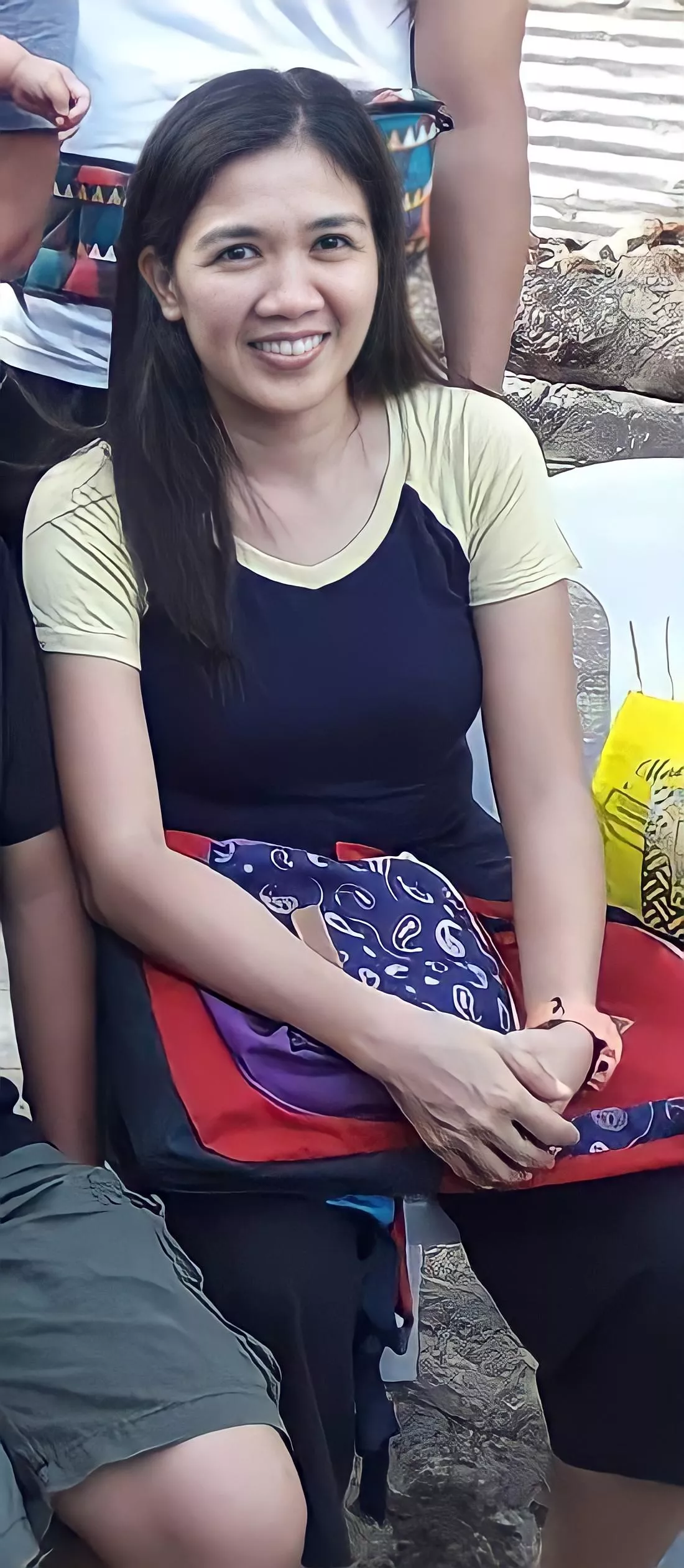 Can anyone cum trib my beautiful asian aunt? Dm me for more pics