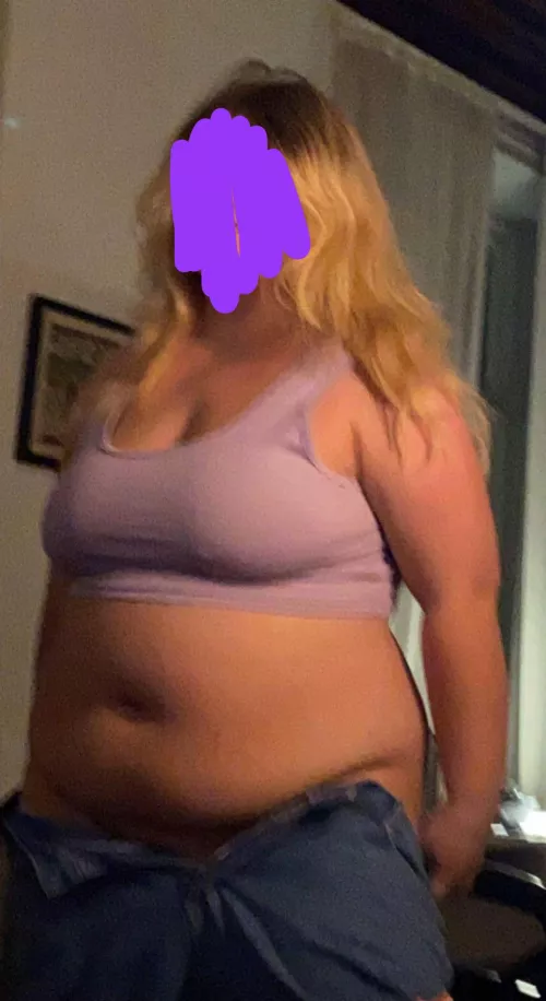 Can barely put on pants anymore🤭🥺