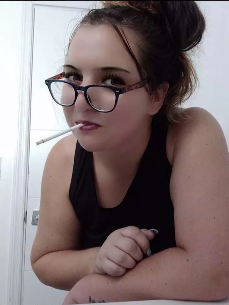 Can I ash on you ....?😇