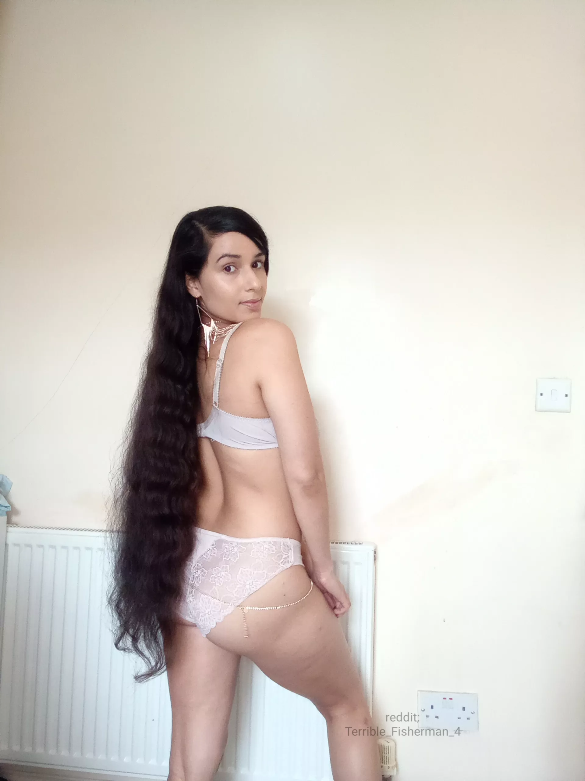 Can I be your 4'11 srilankan fuckdoll? 🤗💕✨ Can I be your 4'11 srilankan fuckdoll? 🤗💕✨