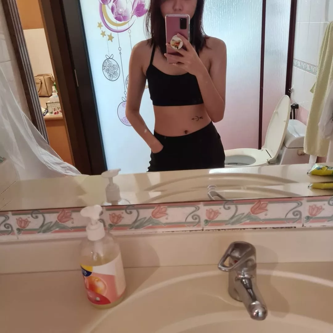 Can I be your flat sexy valentine?