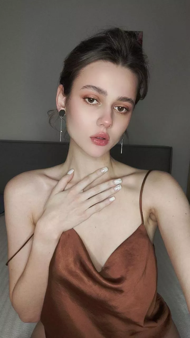 Can i be your fuckdoll? i want you to jerk your hard cock🤤