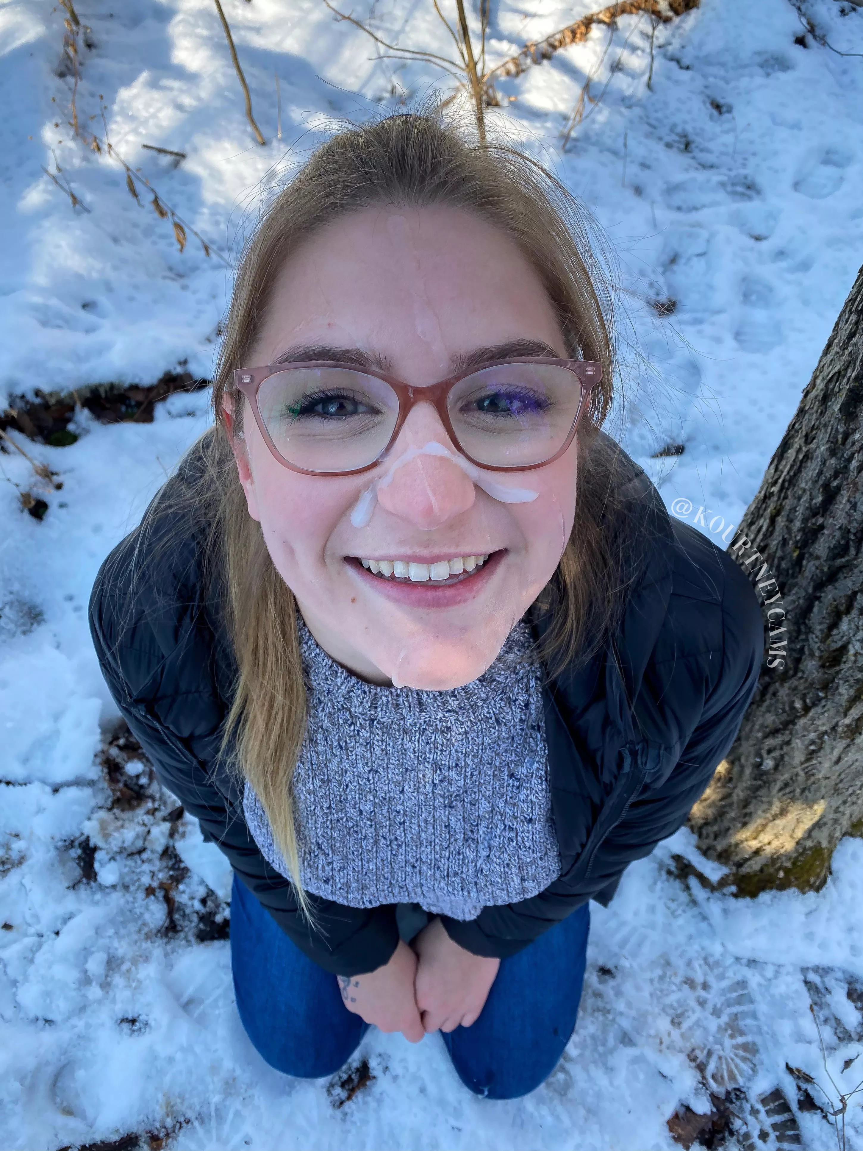 Can I be your little Canadian cumslut? 🥰 Can I be your little Canadian cumslut? 🥰