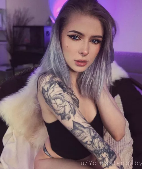 Can I be your little fuck doll?🥰💖