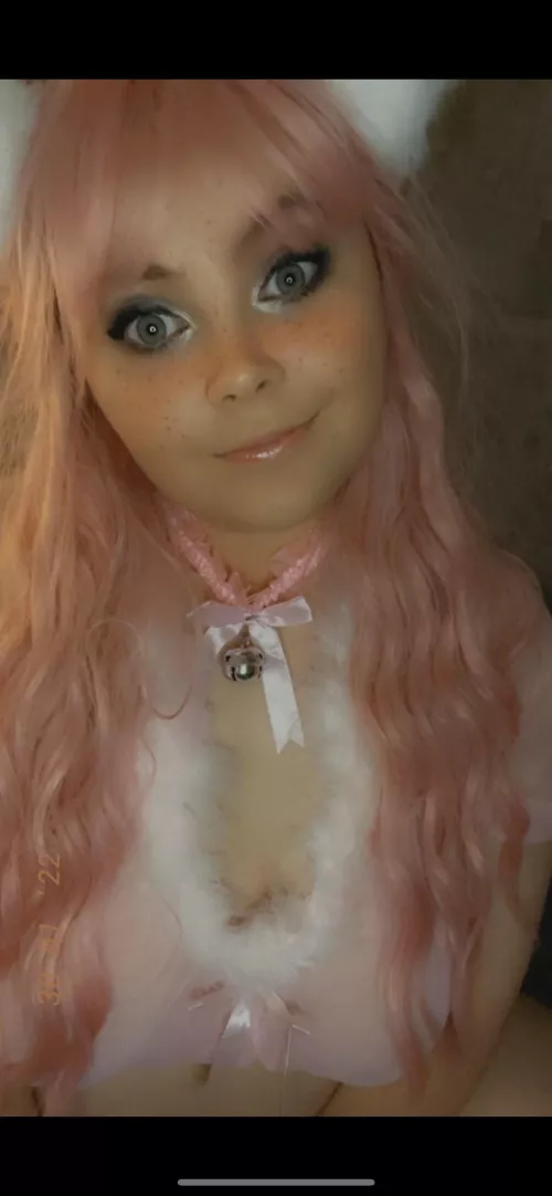 Can I be your little slut ??